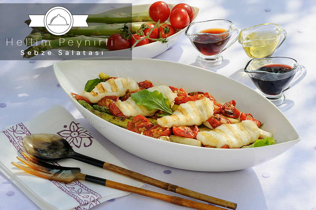 Hellim Peynirli Sebze Salatası Tarifi
